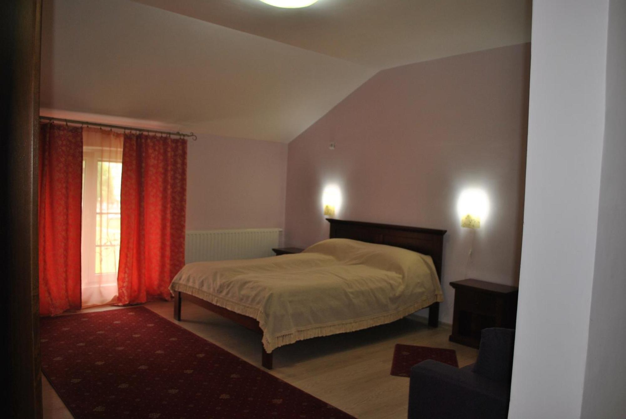 Vila Veche Haţeg Quarto foto